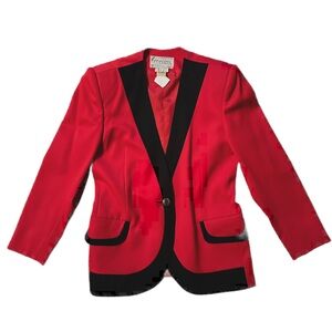 80s Sigourney Weaver, red blazer